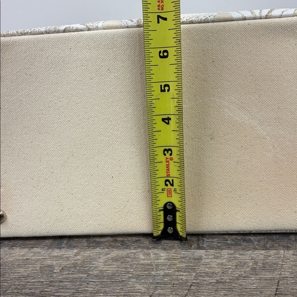 Oscar de la Renta Floral Printed Canvas Tote Bag – Ivory/White - Picture 7 of 15